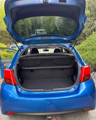 Toyota Yaris cena 39700 przebieg: 153000, rok produkcji 2015 z Dobrzyń nad Wisłą małe 379